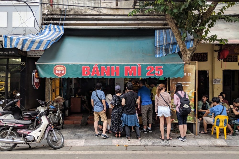 Bánh Mì 25 – Hàng Cá
