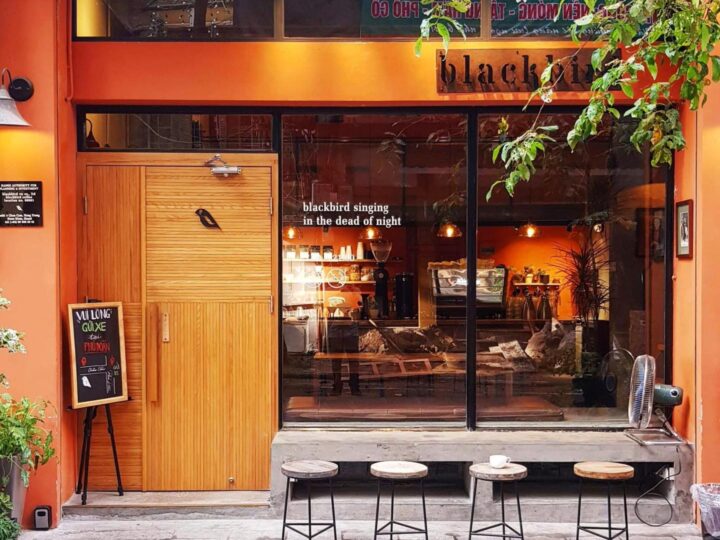 Blackbird Coffee – Chân Cầm